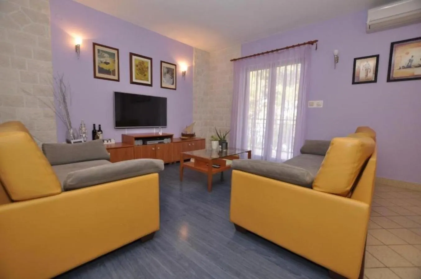 Apartments Eden Slatine Croatia